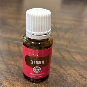 New! Geranium Young Living Essential Oil 15ml